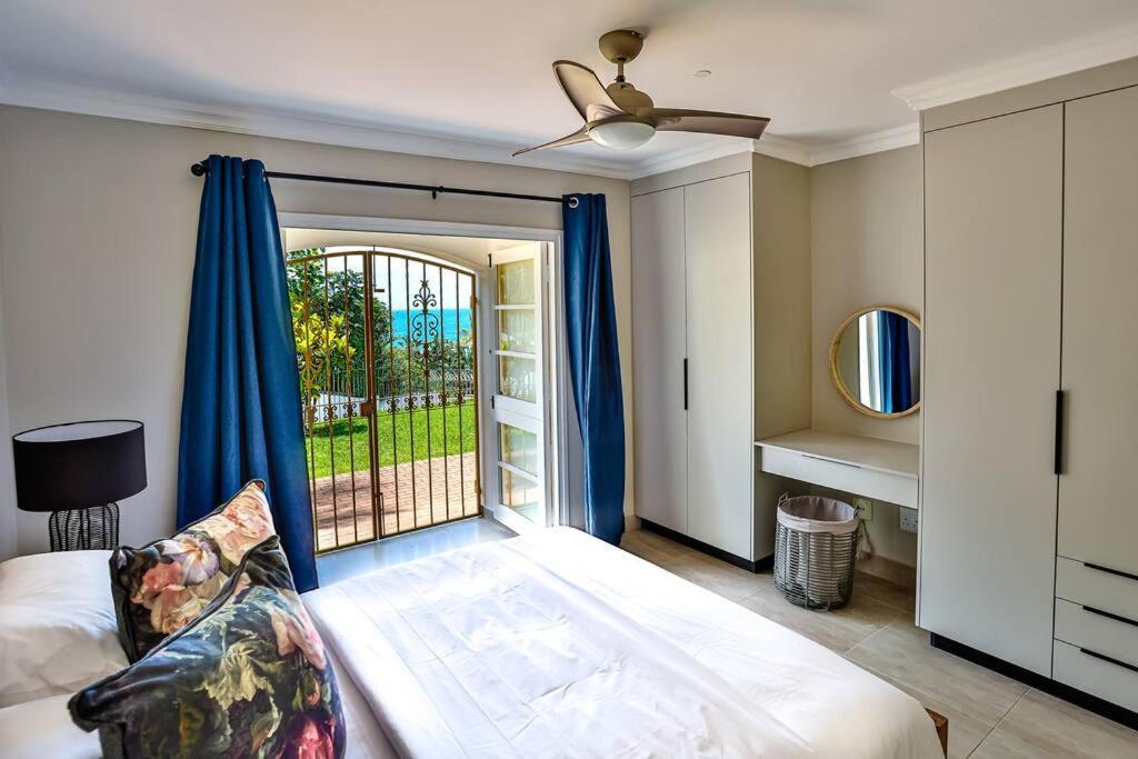 Large Sea View, Walk To Eateries, Loadshed Free Apartment Балито Екстериор снимка